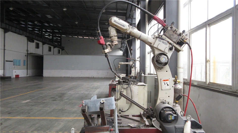 Robotic welding equipment at the Jinkaili factory